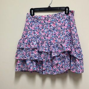 Lilly Pulitzer shirt skirt size 6.